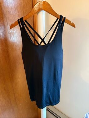 GapFit Black Strappy Women's Tank Top — Size M